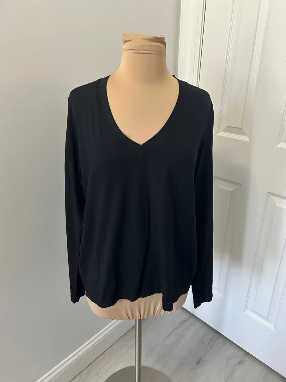 Perfectwhitetee Sinatra Tee Black